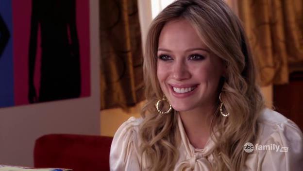 DailyDuff-dot-Org_BeautyAndtheBriefcase_Captures02067.jpg DailyDuff-dot-Org_BeautyAndtheBriefcase_Captures02067.jpg