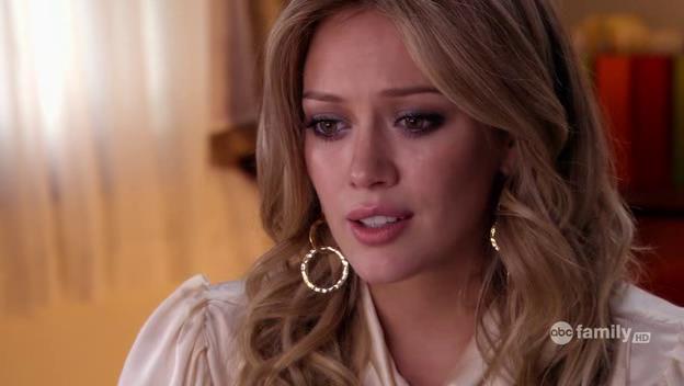 DailyDuff-dot-Org_BeautyAndtheBriefcase_Captures02084.jpg DailyDuff-dot-Org_BeautyAndtheBriefcase_Captures02084.jpg