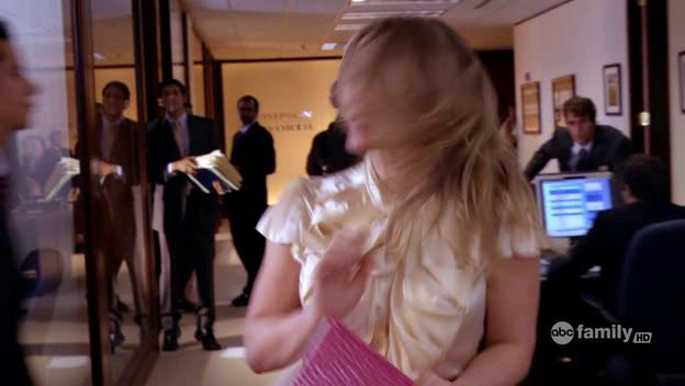 DailyDuff-dot-Org_BeautyAndtheBriefcase_Captures02102.jpg DailyDuff-dot-Org_BeautyAndtheBriefcase_Captures02102.jpg