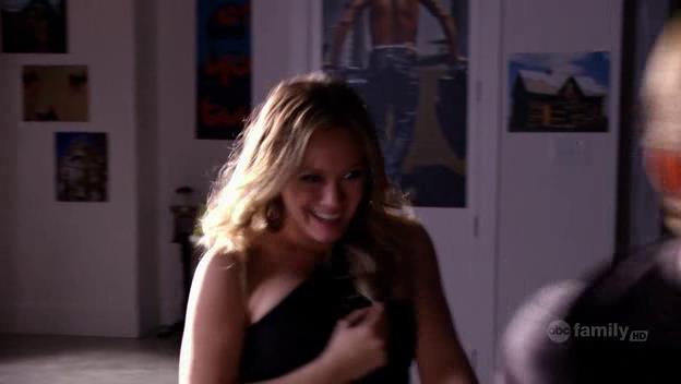 DailyDuff-dot-Org_BeautyAndtheBriefcase_Captures02243.jpg DailyDuff-dot-Org_BeautyAndtheBriefcase_Captures02243.jpg