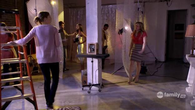 DailyDuff-dot-Org_BeautyAndtheBriefcase_Captures02245.jpg DailyDuff-dot-Org_BeautyAndtheBriefcase_Captures02245.jpg