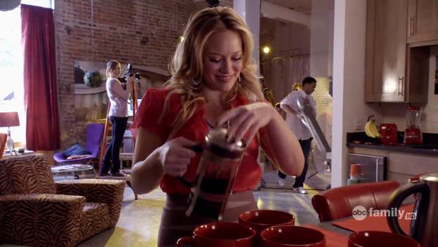 DailyDuff-dot-Org_BeautyAndtheBriefcase_Captures02253.jpg DailyDuff-dot-Org_BeautyAndtheBriefcase_Captures02253.jpg