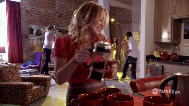 DailyDuff-dot-Org_BeautyAndtheBriefcase_Captures02259.jpg DailyDuff-dot-Org_BeautyAndtheBriefcase_Captures02259.jpg