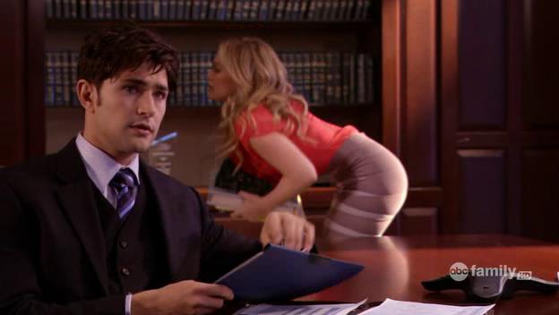 DailyDuff-dot-Org_BeautyAndtheBriefcase_Captures02310.jpg DailyDuff-dot-Org_BeautyAndtheBriefcase_Captures02310.jpg