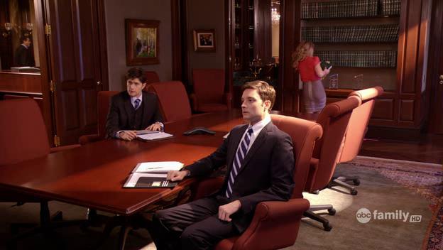 DailyDuff-dot-Org_BeautyAndtheBriefcase_Captures02317.jpg DailyDuff-dot-Org_BeautyAndtheBriefcase_Captures02317.jpg