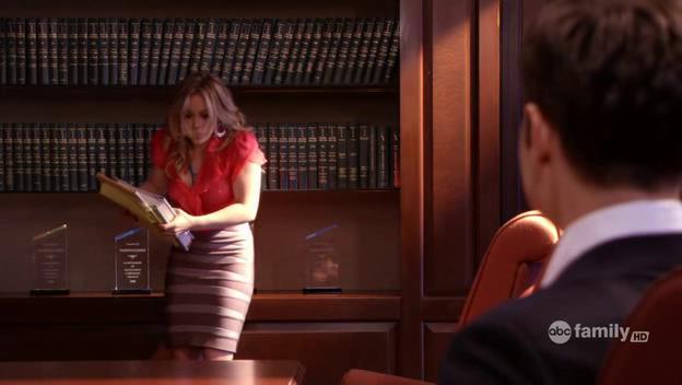 DailyDuff-dot-Org_BeautyAndtheBriefcase_Captures02326.jpg