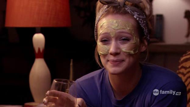 DailyDuff-dot-Org_BeautyAndtheBriefcase_Captures02353.jpg DailyDuff-dot-Org_BeautyAndtheBriefcase_Captures02353.jpg