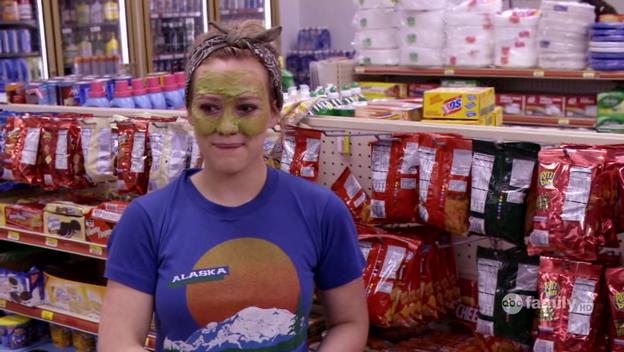 DailyDuff-dot-Org_BeautyAndtheBriefcase_Captures02405.jpg DailyDuff-dot-Org_BeautyAndtheBriefcase_Captures02405.jpg