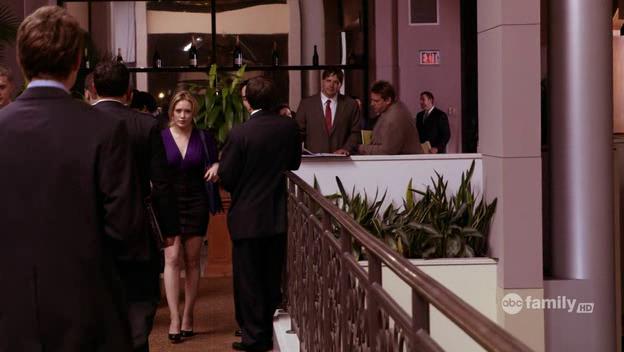 DailyDuff-dot-Org_BeautyAndtheBriefcase_Captures02514.jpg