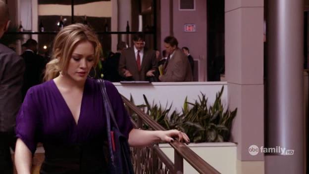 DailyDuff-dot-Org_BeautyAndtheBriefcase_Captures02519.jpg