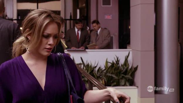 DailyDuff-dot-Org_BeautyAndtheBriefcase_Captures02520.jpg