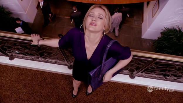 DailyDuff-dot-Org_BeautyAndtheBriefcase_Captures02533.jpg
