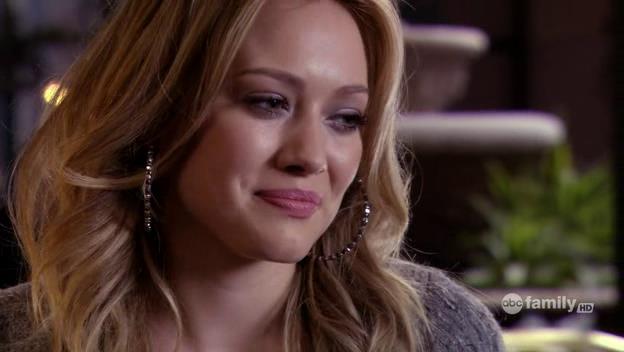 DailyDuff-dot-Org_BeautyAndtheBriefcase_Captures02555.jpg DailyDuff-dot-Org_BeautyAndtheBriefcase_Captures02555.jpg