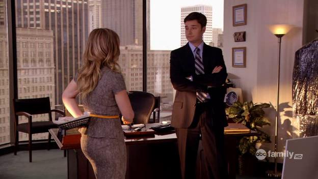 DailyDuff-dot-Org_BeautyAndtheBriefcase_Captures02598.jpg