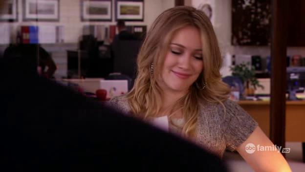 DailyDuff-dot-Org_BeautyAndtheBriefcase_Captures02665.jpg DailyDuff-dot-Org_BeautyAndtheBriefcase_Captures02665.jpg