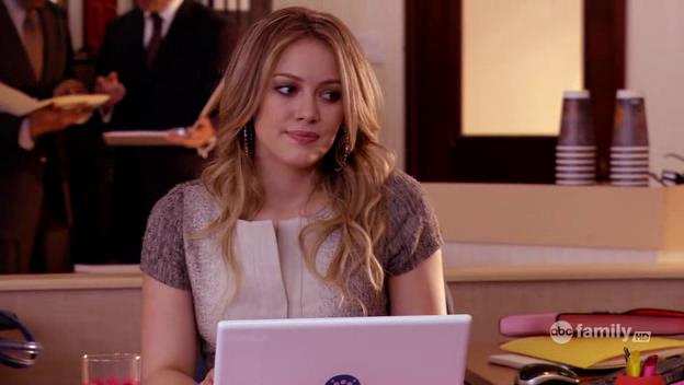 DailyDuff-dot-Org_BeautyAndtheBriefcase_Captures02675.jpg DailyDuff-dot-Org_BeautyAndtheBriefcase_Captures02675.jpg