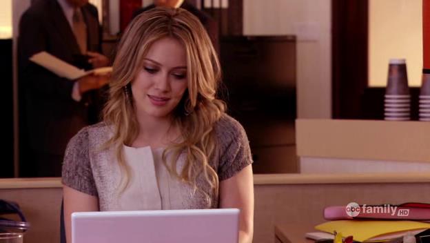 DailyDuff-dot-Org_BeautyAndtheBriefcase_Captures02681.jpg DailyDuff-dot-Org_BeautyAndtheBriefcase_Captures02681.jpg