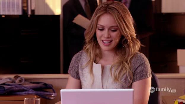 DailyDuff-dot-Org_BeautyAndtheBriefcase_Captures02694.jpg DailyDuff-dot-Org_BeautyAndtheBriefcase_Captures02694.jpg