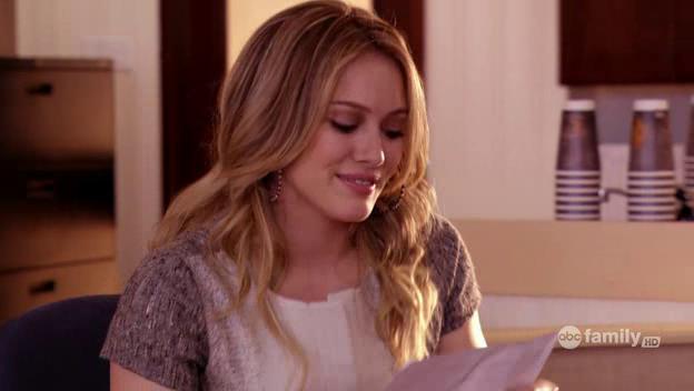 DailyDuff-dot-Org_BeautyAndtheBriefcase_Captures02708.jpg DailyDuff-dot-Org_BeautyAndtheBriefcase_Captures02708.jpg