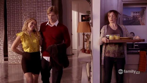 DailyDuff-dot-Org_BeautyAndtheBriefcase_Captures02776.jpg DailyDuff-dot-Org_BeautyAndtheBriefcase_Captures02776.jpg