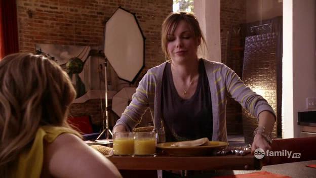 DailyDuff-dot-Org_BeautyAndtheBriefcase_Captures02807.jpg DailyDuff-dot-Org_BeautyAndtheBriefcase_Captures02807.jpg