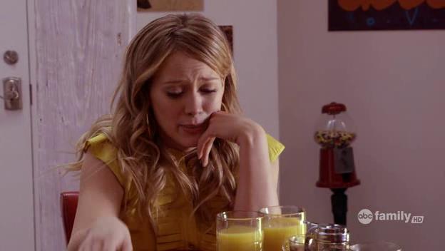 DailyDuff-dot-Org_BeautyAndtheBriefcase_Captures02811.jpg DailyDuff-dot-Org_BeautyAndtheBriefcase_Captures02811.jpg