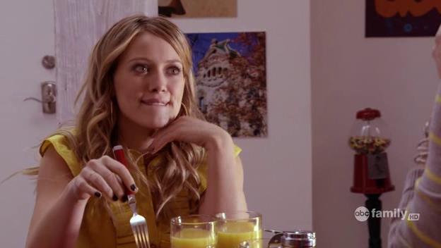 DailyDuff-dot-Org_BeautyAndtheBriefcase_Captures02823.jpg DailyDuff-dot-Org_BeautyAndtheBriefcase_Captures02823.jpg