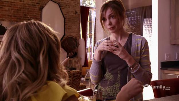 DailyDuff-dot-Org_BeautyAndtheBriefcase_Captures02827.jpg DailyDuff-dot-Org_BeautyAndtheBriefcase_Captures02827.jpg