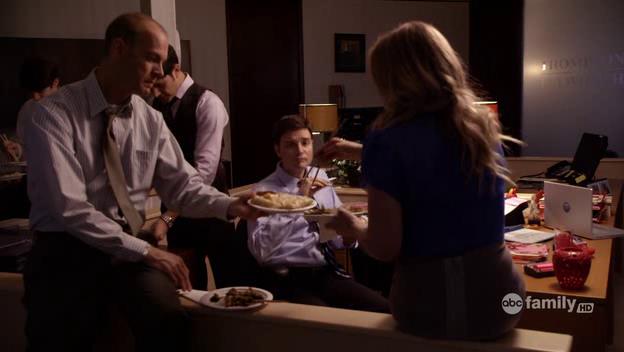 DailyDuff-dot-Org_BeautyAndtheBriefcase_Captures02886.jpg DailyDuff-dot-Org_BeautyAndtheBriefcase_Captures02886.jpg