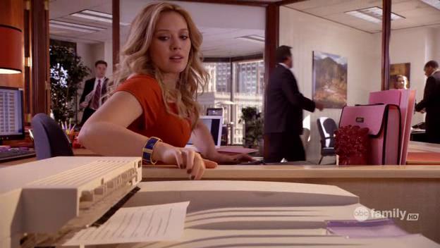 DailyDuff-dot-Org_BeautyAndtheBriefcase_Captures02910.jpg DailyDuff-dot-Org_BeautyAndtheBriefcase_Captures02910.jpg