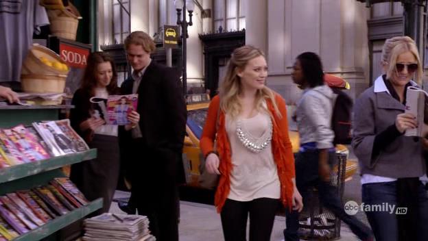 DailyDuff-dot-Org_BeautyAndtheBriefcase_Captures03823.jpg