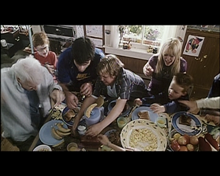 DailyDuff_dot_nl-CheaperByTheDozen-Featurette-Critters0580.jpg DailyDuff_dot_nl-CheaperByTheDozen-Featurette-Critters0580.jpg