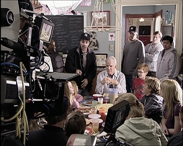 DailyDuff_dot_nl-CheaperByTheDozen-Featurette-FrogsAndEggs0113.jpg DailyDuff_dot_nl-CheaperByTheDozen-Featurette-FrogsAndEggs0113.jpg