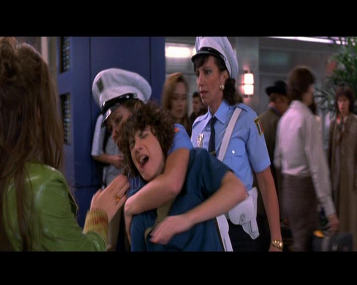 DailyDuff_dot_nl-LizzieMcGuireTheMovie3782.jpg DailyDuff_dot_nl-LizzieMcGuireTheMovie3782.jpg