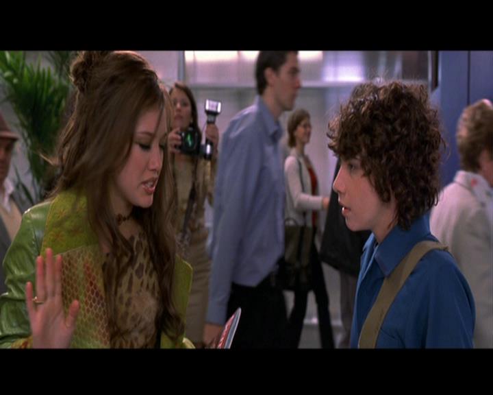 DailyDuff_dot_nl-LizzieMcGuireTheMovie3792.jpg DailyDuff_dot_nl-LizzieMcGuireTheMovie3792.jpg