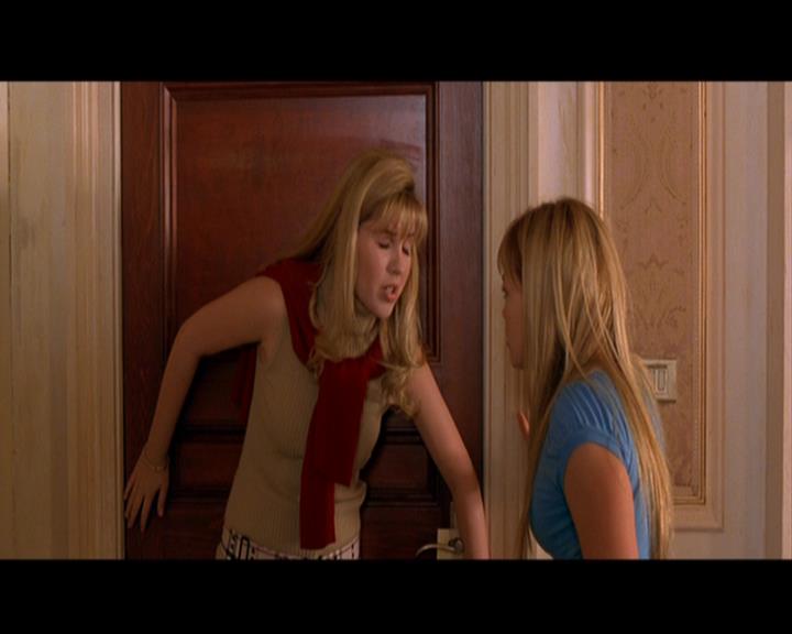 DailyDuff_dot_nl-LizzieMcGuireTheMovie3818.jpg DailyDuff_dot_nl-LizzieMcGuireTheMovie3818.jpg