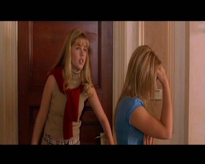 DailyDuff_dot_nl-LizzieMcGuireTheMovie3822.jpg DailyDuff_dot_nl-LizzieMcGuireTheMovie3822.jpg