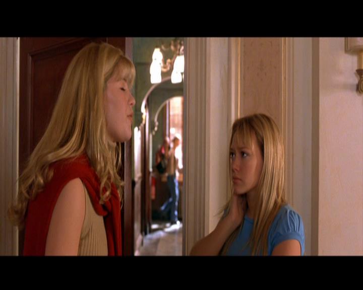 DailyDuff_dot_nl-LizzieMcGuireTheMovie3826.jpg DailyDuff_dot_nl-LizzieMcGuireTheMovie3826.jpg