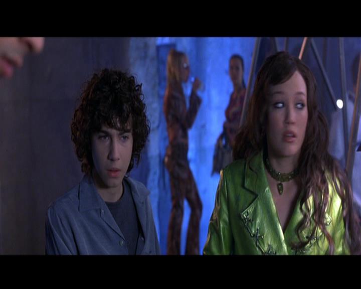 DailyDuff_dot_nl-LizzieMcGuireTheMovie4267.jpg DailyDuff_dot_nl-LizzieMcGuireTheMovie4267.jpg