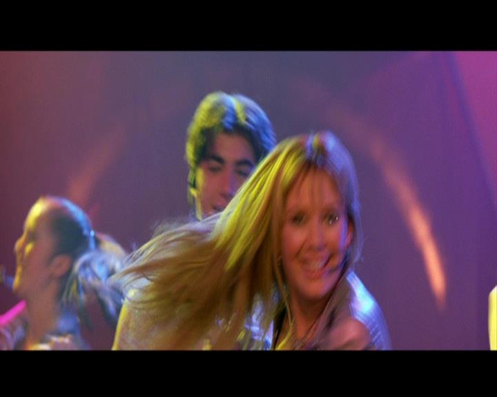 DailyDuff_dot_nl-LizzieMcGuireTheMovie4569.jpg DailyDuff_dot_nl-LizzieMcGuireTheMovie4569.jpg
