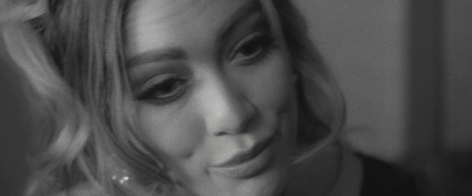 DailyDuff-dot-nl_TheHauntingOfSharonTate0153.jpg DailyDuff-dot-nl_TheHauntingOfSharonTate0153.jpg
