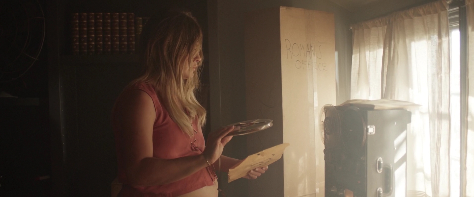 DailyDuff-dot-nl_TheHauntingOfSharonTate1941.jpg DailyDuff-dot-nl_TheHauntingOfSharonTate1941.jpg