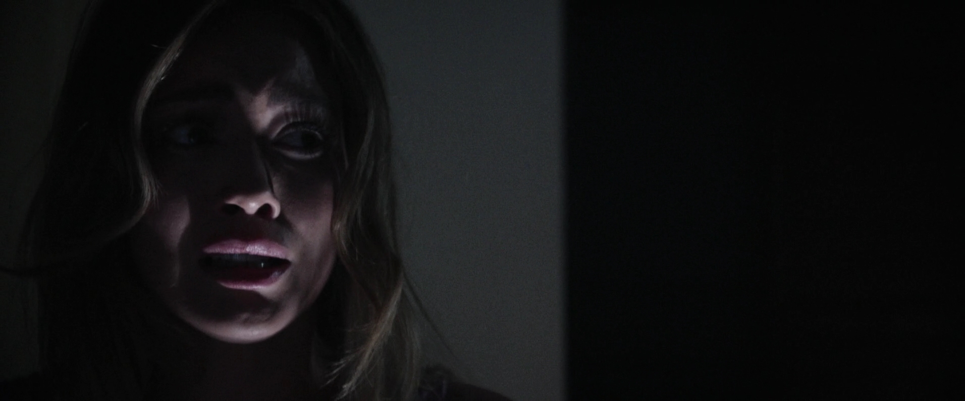 DailyDuff-dot-nl_TheHauntingOfSharonTate2420.jpg DailyDuff-dot-nl_TheHauntingOfSharonTate2420.jpg