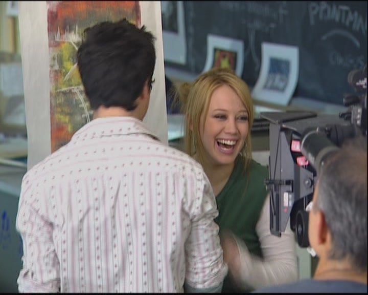 DailyDuff-dot-org_ThePerfectMan-OnSetWithHilary0058.jpg DailyDuff-dot-org_ThePerfectMan-OnSetWithHilary0058.jpg