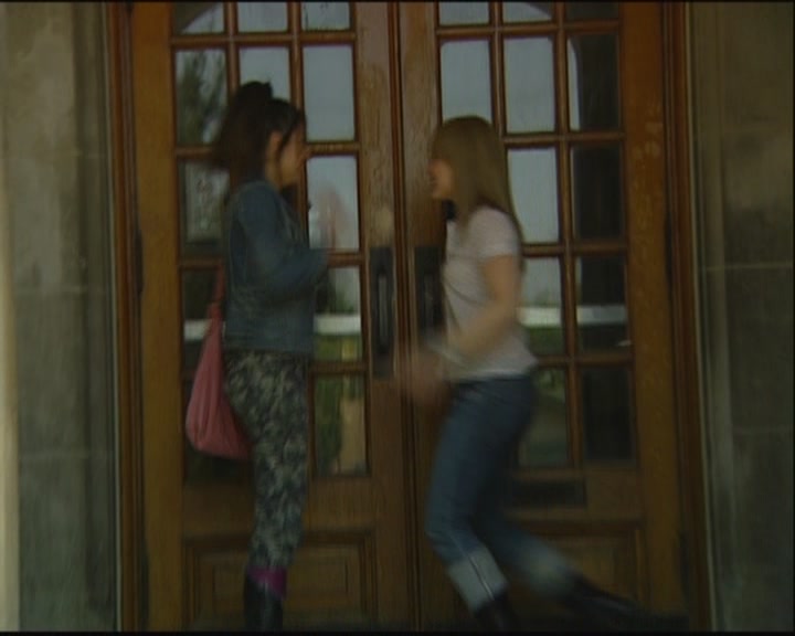 DailyDuff-dot-org_ThePerfectMan-OnSetWithHilary0082.jpg DailyDuff-dot-org_ThePerfectMan-OnSetWithHilary0082.jpg