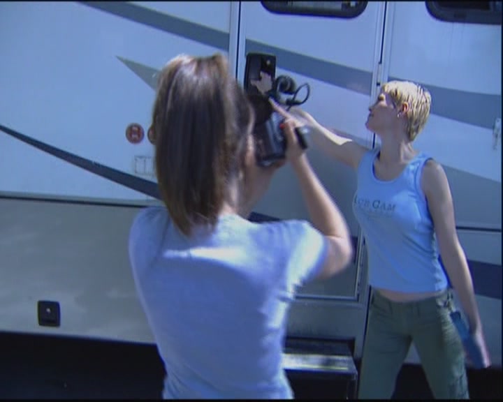 DailyDuff-dot-org_ThePerfectMan-OnSetWithHilary0095.jpg DailyDuff-dot-org_ThePerfectMan-OnSetWithHilary0095.jpg