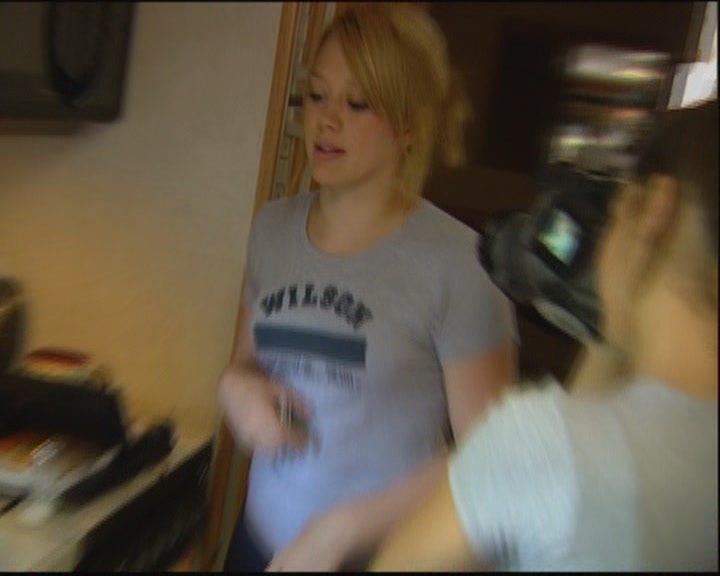 DailyDuff-dot-org_ThePerfectMan-OnSetWithHilary0166.jpg DailyDuff-dot-org_ThePerfectMan-OnSetWithHilary0166.jpg