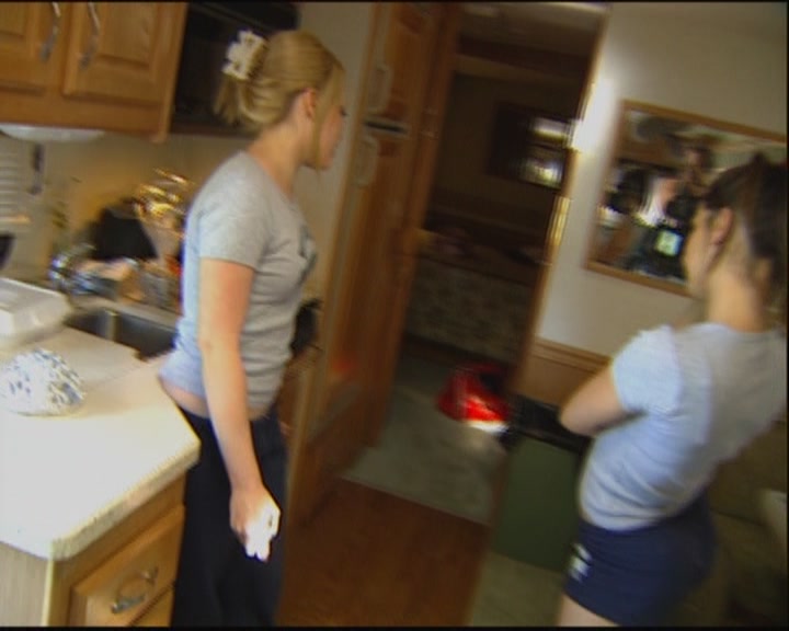 DailyDuff-dot-org_ThePerfectMan-OnSetWithHilary0171.jpg DailyDuff-dot-org_ThePerfectMan-OnSetWithHilary0171.jpg