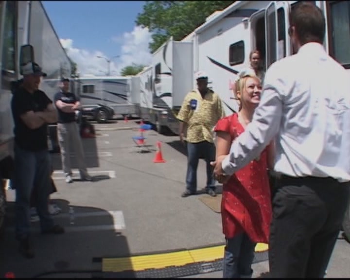 DailyDuff-dot-org_ThePerfectMan-OnSetWithHilary0236.jpg DailyDuff-dot-org_ThePerfectMan-OnSetWithHilary0236.jpg