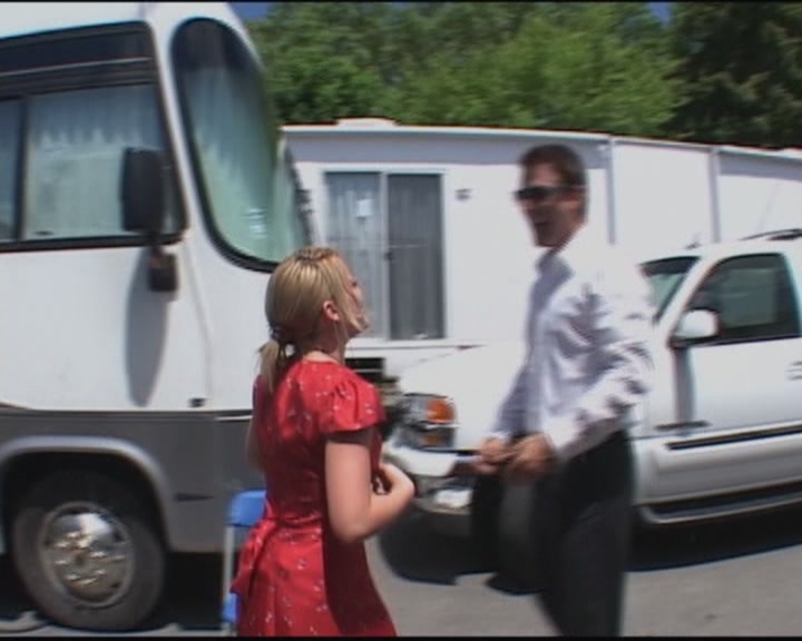 DailyDuff-dot-org_ThePerfectMan-OnSetWithHilary0242.jpg DailyDuff-dot-org_ThePerfectMan-OnSetWithHilary0242.jpg